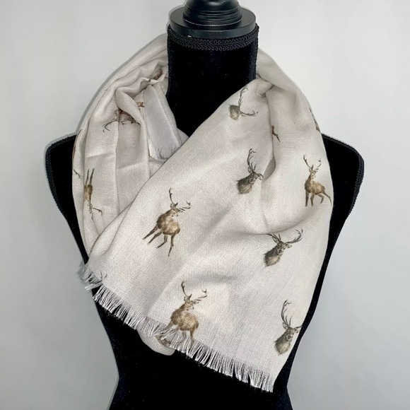 Wrendale Designs by Hannah Dale Wildlife Scarf - Picture 10 of 10